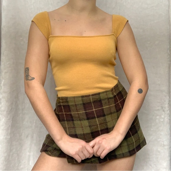 Garage Tank Top - Picture 6 of 6